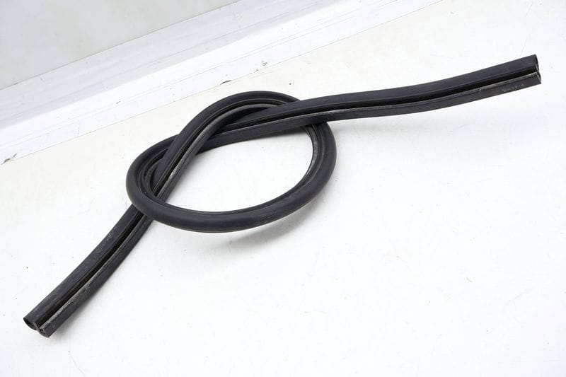 Rain Tray Seal / Hood Weather Stripping 17A823723 — Used (SKU 679542)
