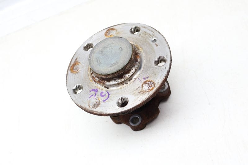Wheel Bearing / Hub 5QM501611 — Used (SKU 679511)
