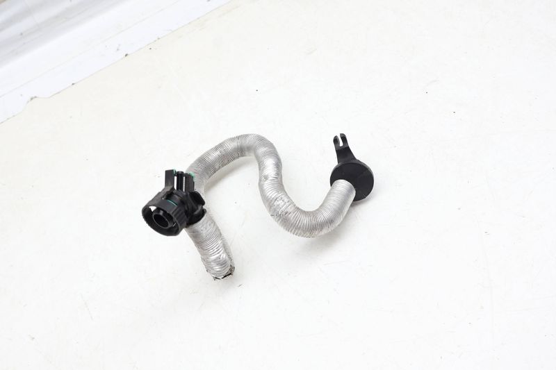 Brake Vacuum Hose / Line / Pipe 1K0611933Q — Used (SKU 669616)