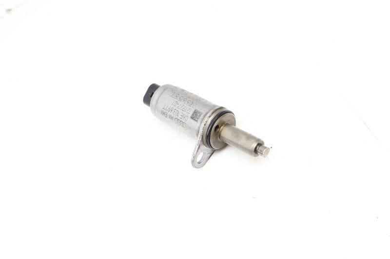 Cam Valve / Camshaft Adjustment Solenoid 06E103697T — Used (SKU 669679)