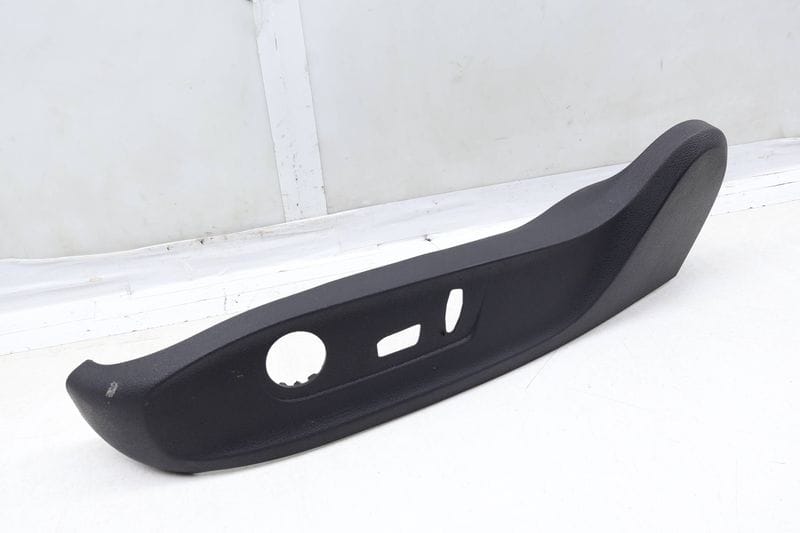 Seat Switch Trim Panel 5C6881317H — Used (SKU 669469)