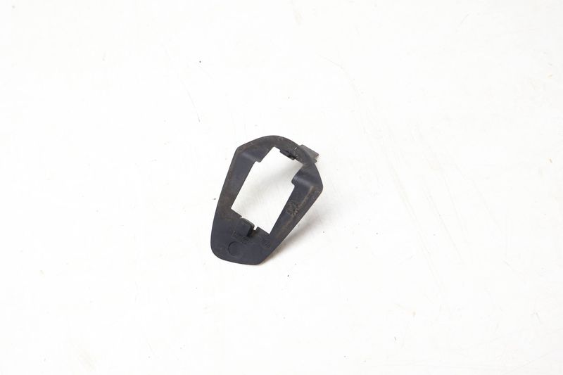 Exterior Door Handle Seal / Gasket (FRONT) 5G0837210B — Used (SKU 669735)