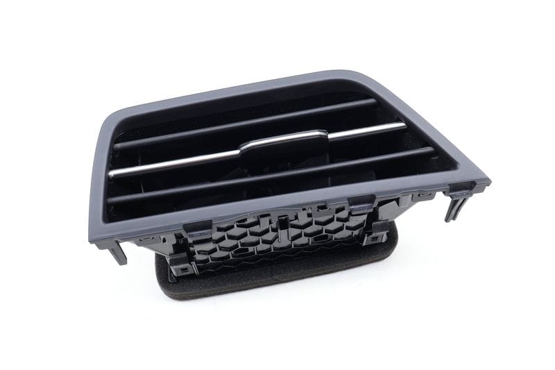 Dash Air Vent 561819703G — Used (SKU 641391)