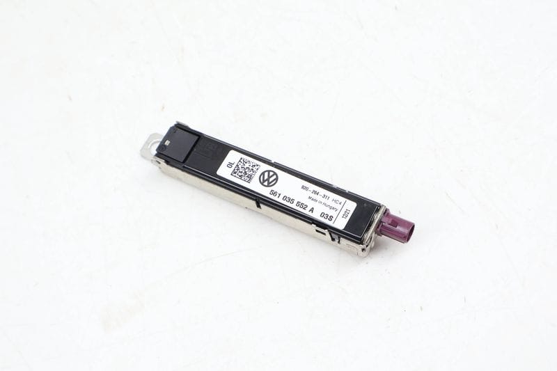 Radio Antenna Booster 561035552A — Used (SKU 669584)