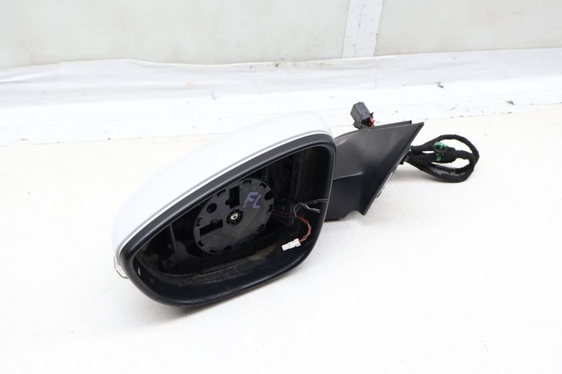 Side View Door Mirror 561857507BE — Used (SKU 669445)