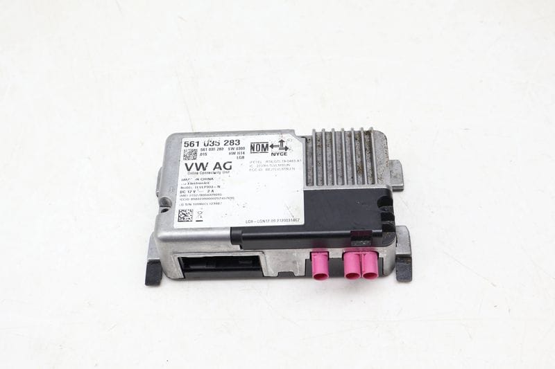 Online Services / Phone Control Module 561035283 — Used (SKU 669598)