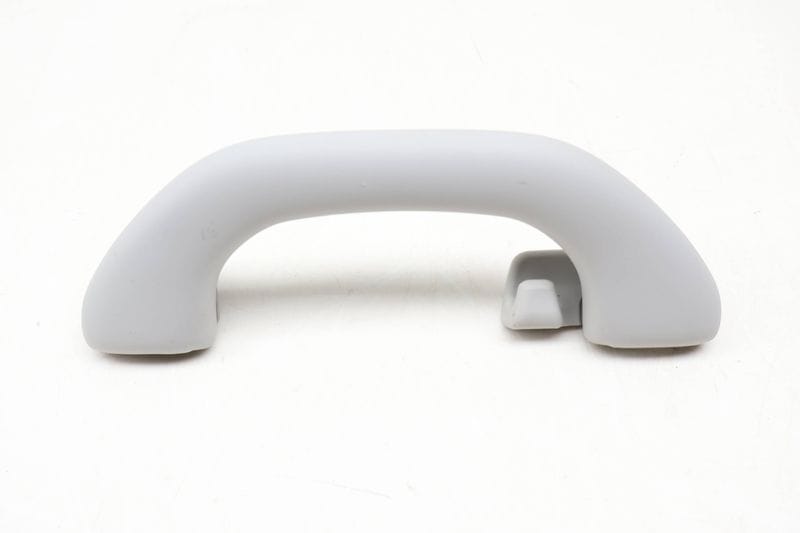 Grab Handle 561857607C — Used (SKU 641530)