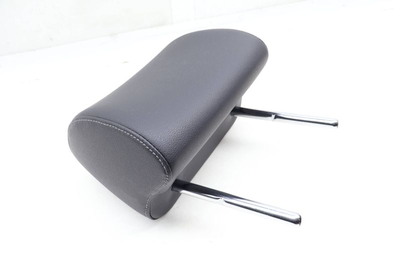 Headrest / Head Rest 561885901S — Used (SKU 641375)