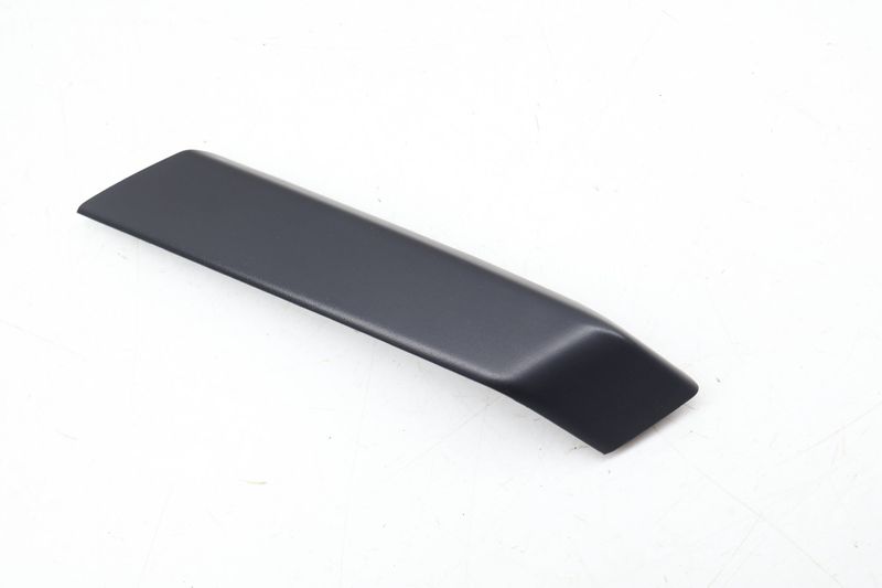 Door Panel Grab Handle Trim 561867372C — Used (SKU 669570)