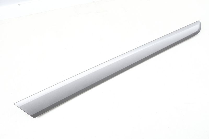 Door Panel Trim / Molding 561867420L — Used (SKU 641404)