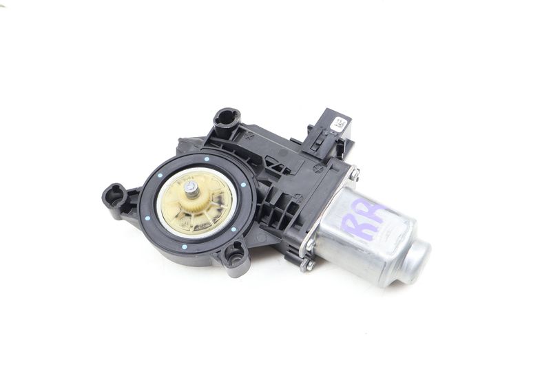 Window Lifter Motor 561959812C — Used (SKU 669582)