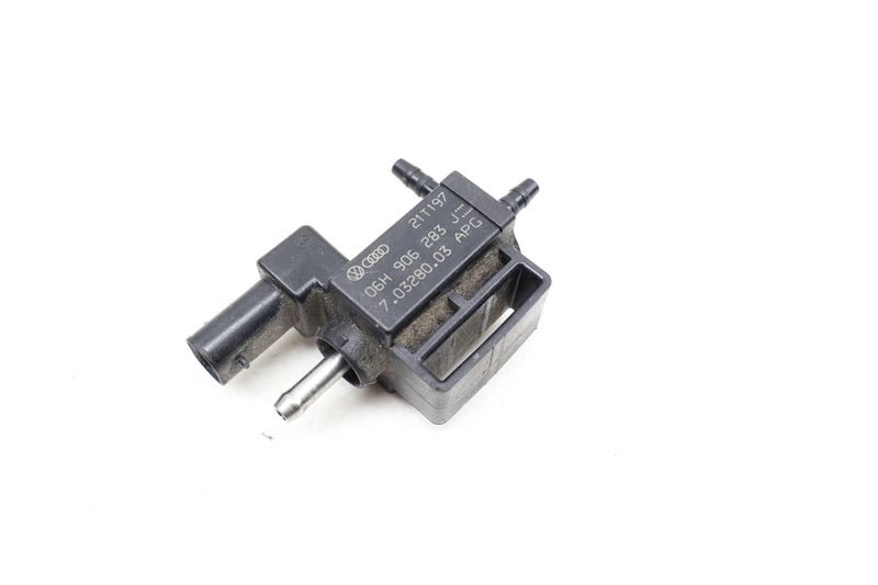 Solenoid Valve 06H906283J — Used (SKU 641688)