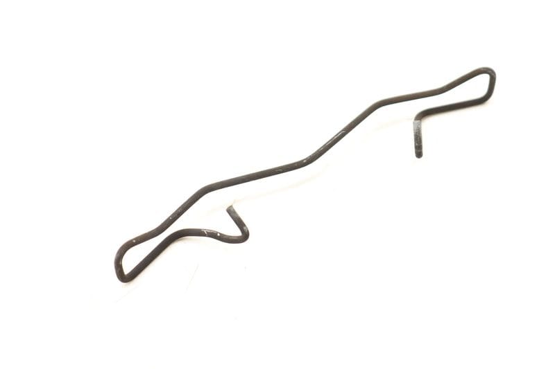 Brake Retaining Spring 8V0615269 — Used (SKU 499859)