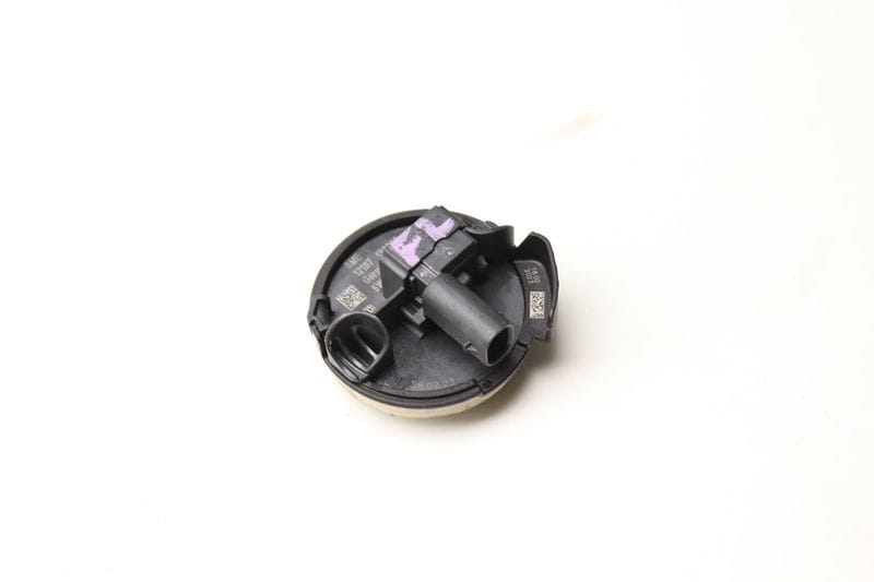 Airbag Impact / Crash Sensor 5WA959354 — Used (SKU 599122)