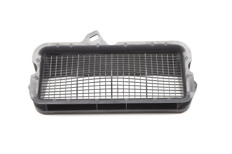 Cabin Air Intake Duct / Screen 5Q0815479 — Used (SKU 582687)