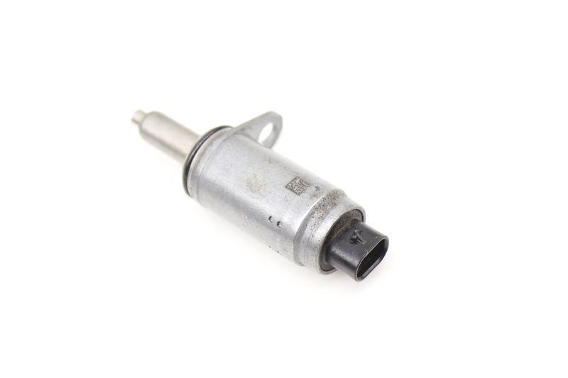 Cam Valve / Camshaft Adjustment Solenoid 06E103697Q — Used (SKU 582820)