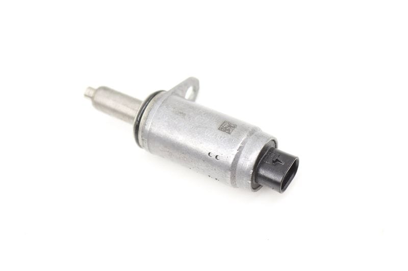 Cam Valve / Camshaft Adjustment Solenoid 06E103697Q — Used (SKU 582822)