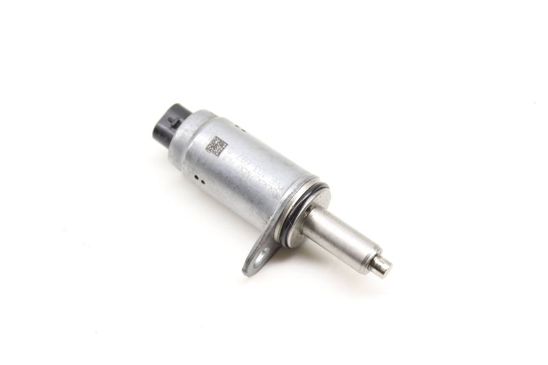 Cam Valve / Camshaft Adjustment Solenoid 06E103697Q — Used (SKU 599169)