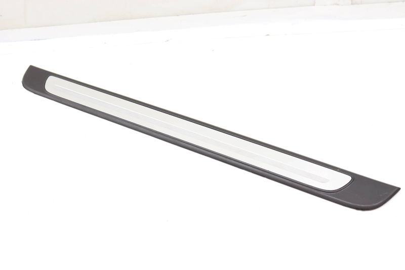 Door Sill Panel / Scuff Plate 8V4853491M — Used (SKU 582667)