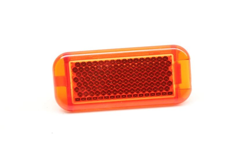 Red Door Panel Light 8P0947412 — Used (SKU 582955)