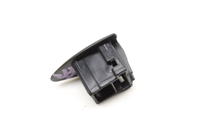 Audi A3/Q4 e-tron/RS3/S3 Exterior Door Handle Insert 8Y0837167A