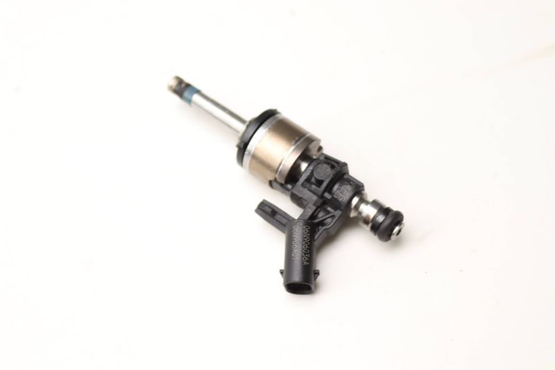 Fuel Injector 06N906036A — Used (SKU 599125)