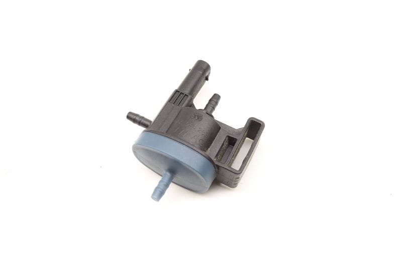 Solenoid Valve 06K906283 — Used (SKU 582909)