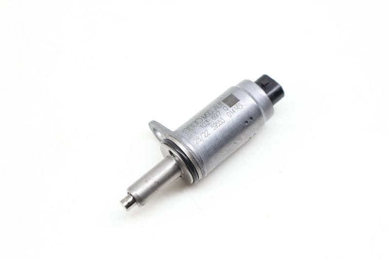 Cam Valve / Camshaft Adjustment Solenoid 06E103697Q — Used (SKU 627845)