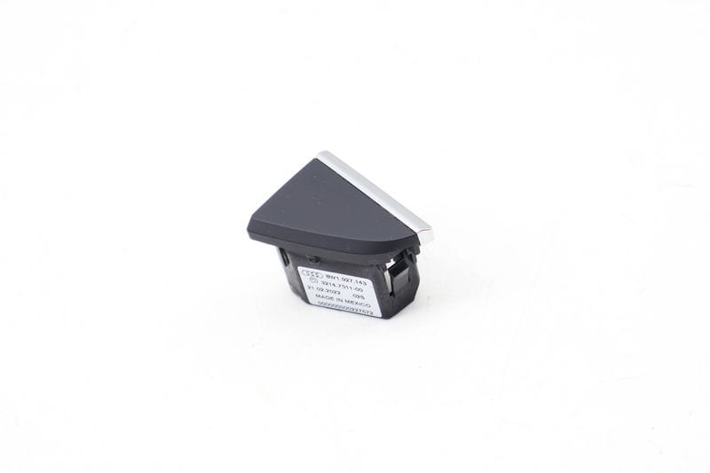 Center Console Dummy / Blank Switch Cover 8W1927143 — Used (SKU 627647)