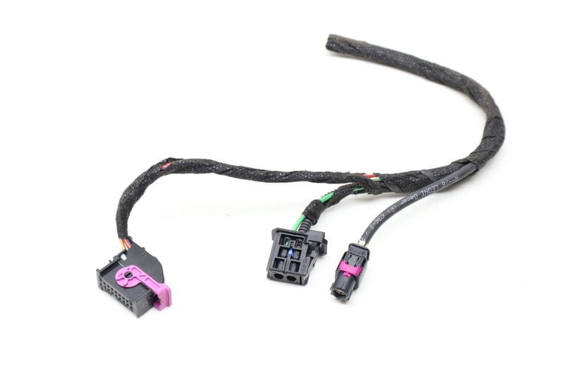 Instrument Cluster Wiring Plug Connector / Pigtail — Used (SKU 627607)