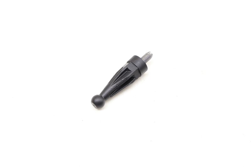 Engine Cover Ball Pin WHT005404 — Used (SKU 617527)