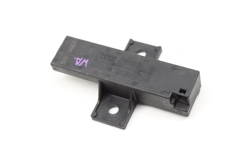 Kessy / Keyless Entry Antenna 80A907247 — Used (SKU 593865)