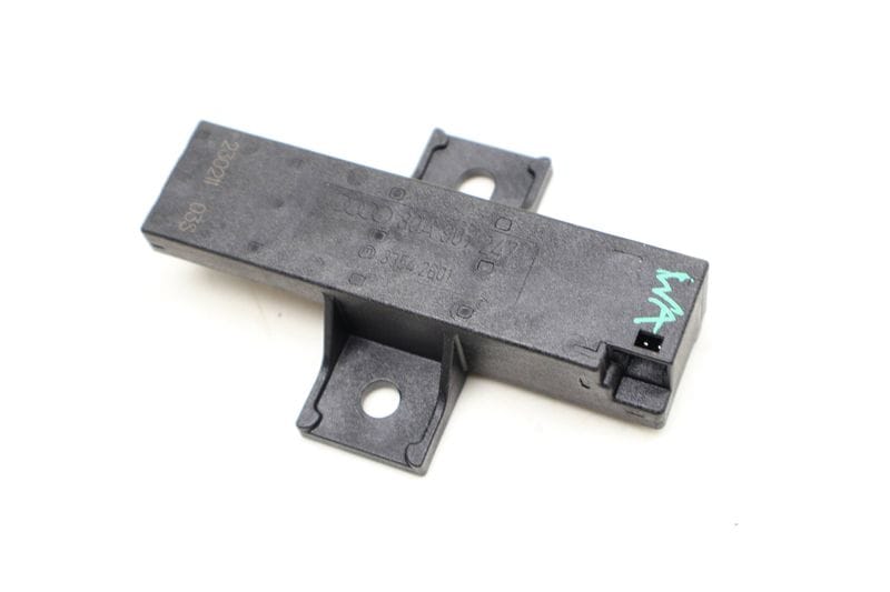 Kessy / Keyless Entry Antenna 80A907247 — Used (SKU 617214)