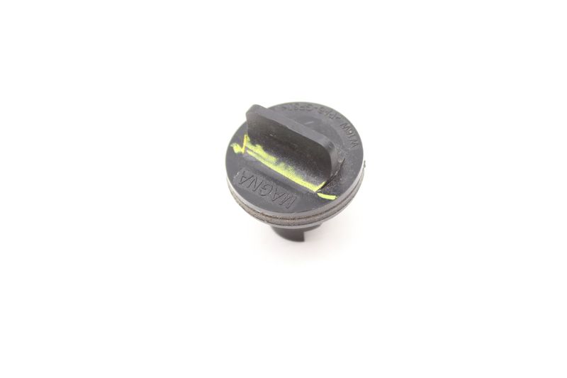 Lower Tail Light Bulb Socket / Holder 80A945221A — Used (SKU 593794)