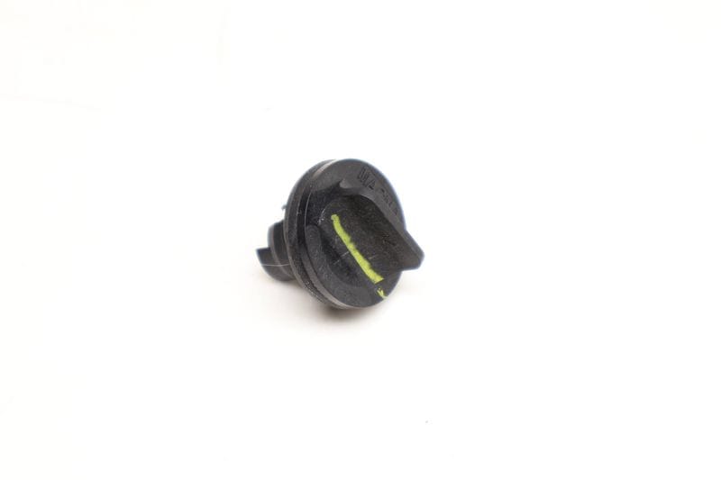 Lower Tail Light Bulb Socket / Holder 80A945221A — Used (SKU 617308)