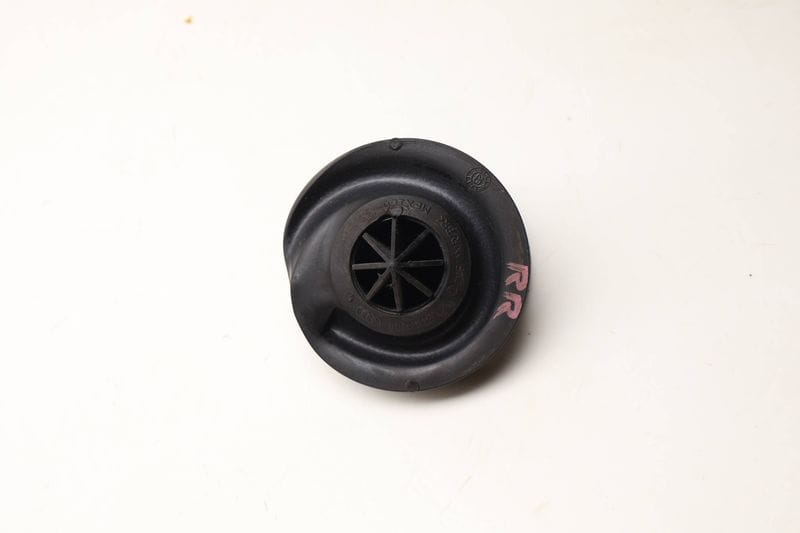 Upper Coil Spring Rubber Mount 80A512149 — Used (SKU 617093)