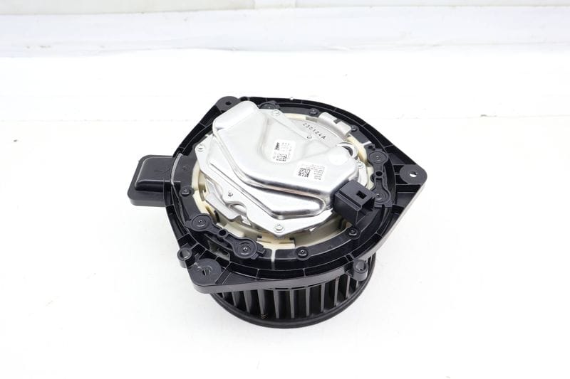 Blower Motor / Fan 64119382861 — Used (SKU 695755)
