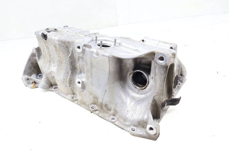 Engine Oil Pan / Sump 11138580124 — Used (SKU 695830)