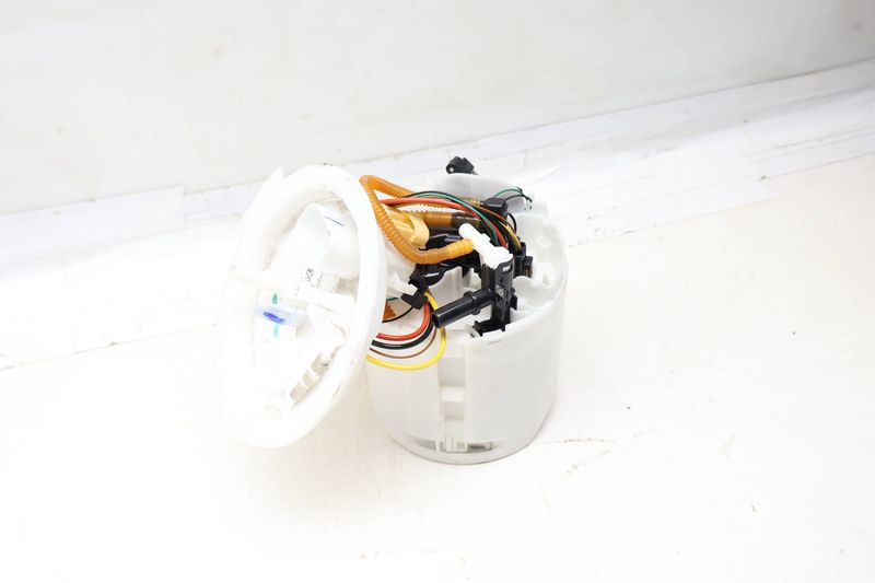 IN-Tank Fuel Pump Assembly 9468611 — Used (SKU 695763)