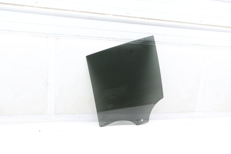 Door Window Glass 51357416971 — Used (SKU 695907)