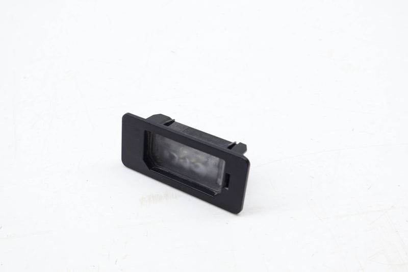 License Plate Light 63269481841 — Used (SKU 695516)