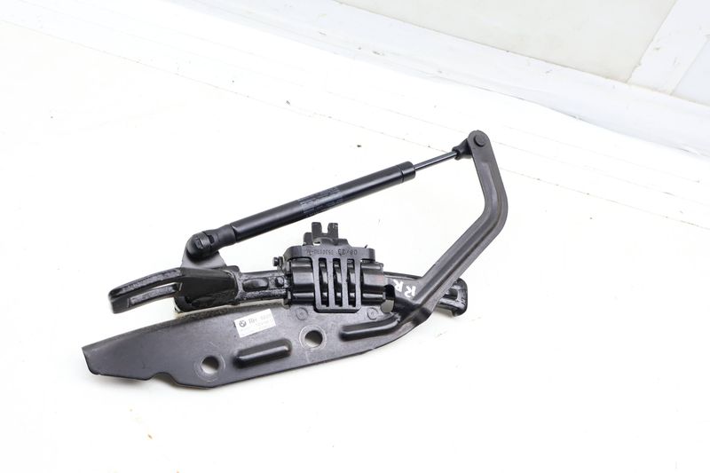 Seat Adjustment Handle / Lever 52207404186 — Used (SKU 695753)