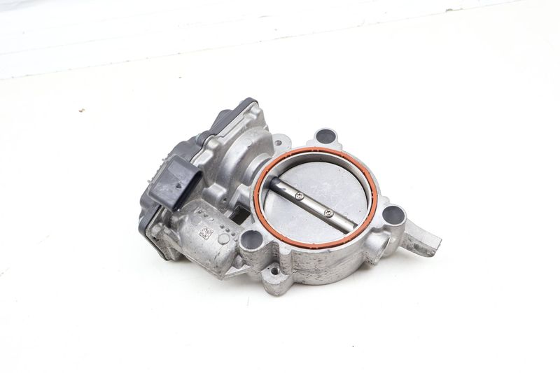 Throttle Body 13548601651 — Used (SKU 695754)