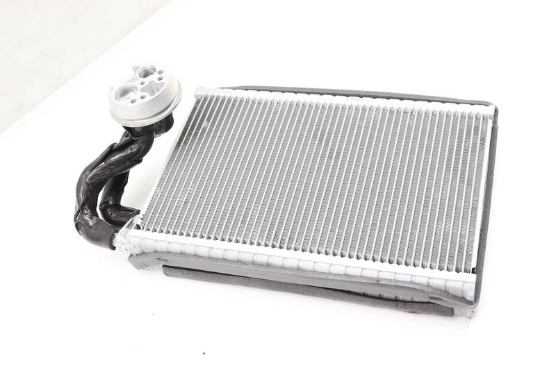 AC Evaporator 9J1260122 — Used (SKU 573172)