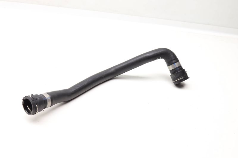Coolant Hose / Line PAD121629 — Used (SKU 573455)