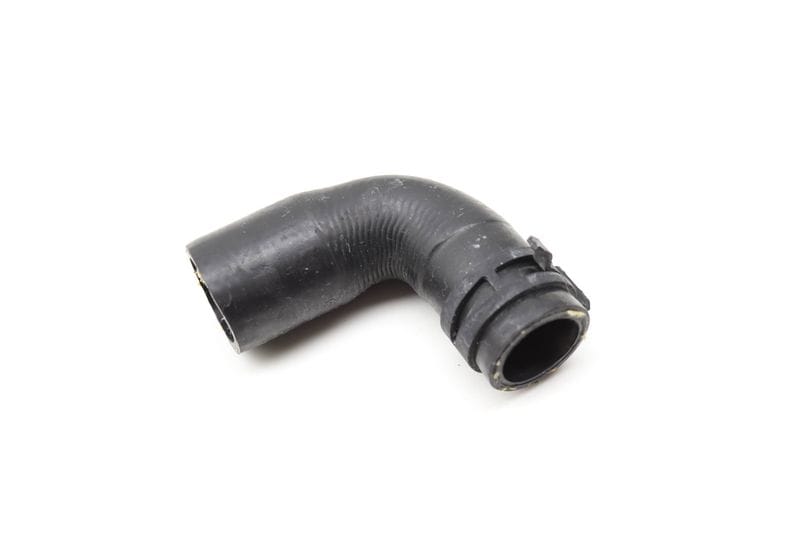 Coolant / Water Hose 9J1121641 — Used (SKU 573504)