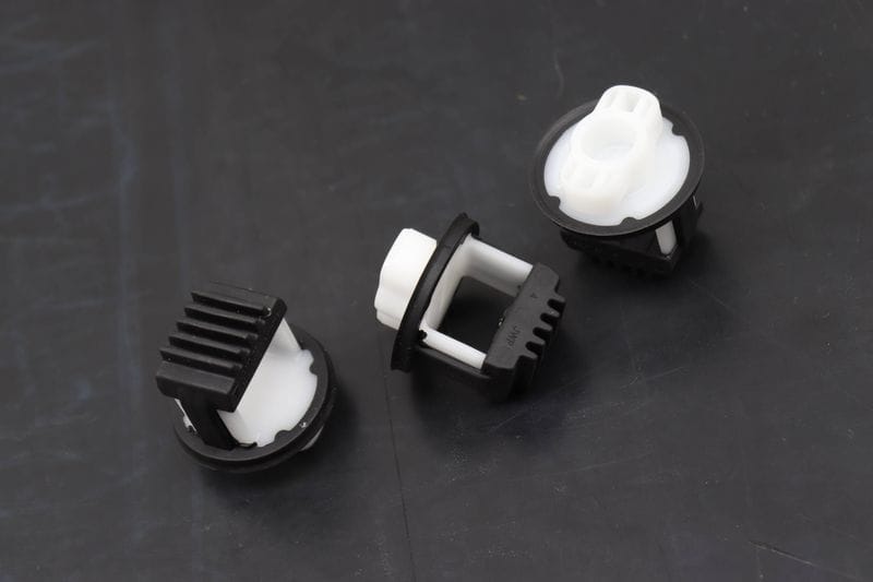 Door Panel Clip / Fastener Set (3) 992867075 — Used (SKU 573775)