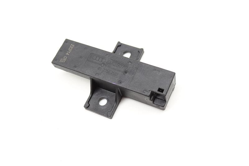 Kessy / Keyless Entry Antenna 4M0907247 — Used (SKU 573562)