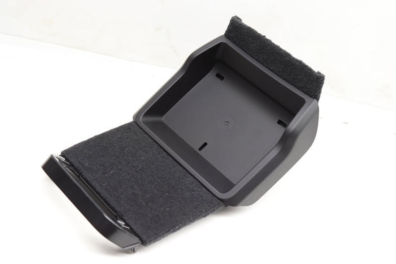 Console Storage Bin / Tray 9J1857503G — Used (SKU 572980)