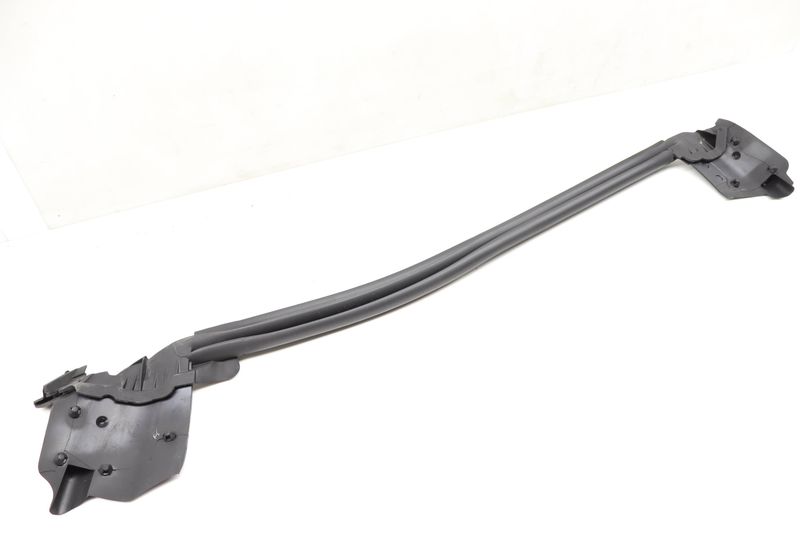 Door Window Slot Seal 9J1839871 — Used (SKU 573066)
